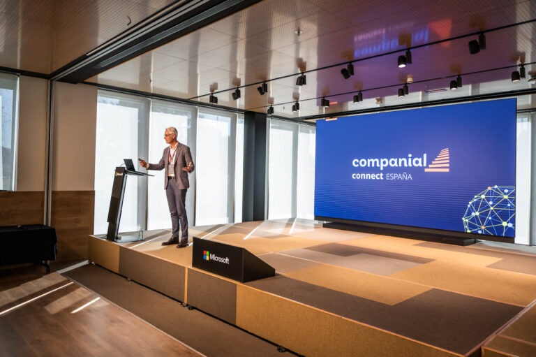 _Companial-142